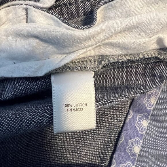 Banana Republic Women's Chino Casual Shorts Cuffed Rolled Hem Blue Shorts - Picture 6 of 6